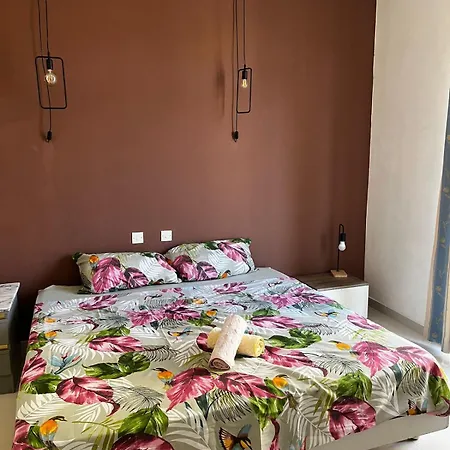 Central Sliema Airconditioned Comfortable With Self Check In And Self Check Out * Gzira
