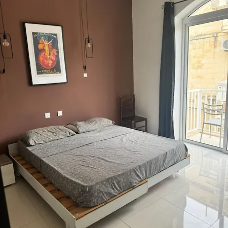 Alloggio in famiglia Central Sliema Airconditioned Comfortable With Self Check In And Self Check Out *